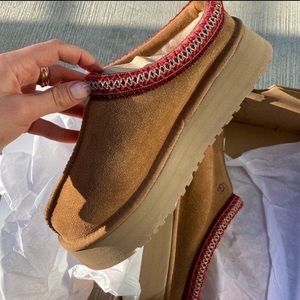 UGG Tazz Slides Slippers Chestnut Brand new in box Shoes